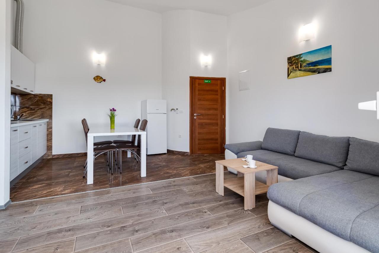 Apartman David S Bazenom Podusje Eksteriør bilde